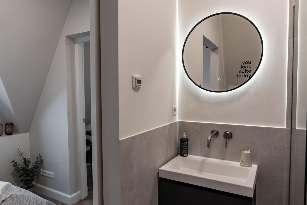 Limehome The Hague Keizerstraat Zewnętrze zdjęcie